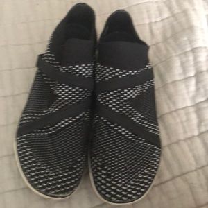 Merrill black and white slip on shoes